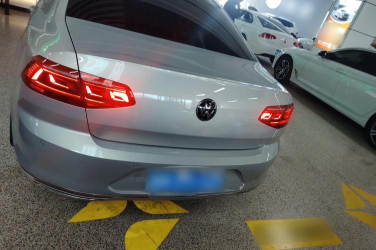 Used Volkswagen Magotan 2018 Facelift 330TSI DSG Luxury Model