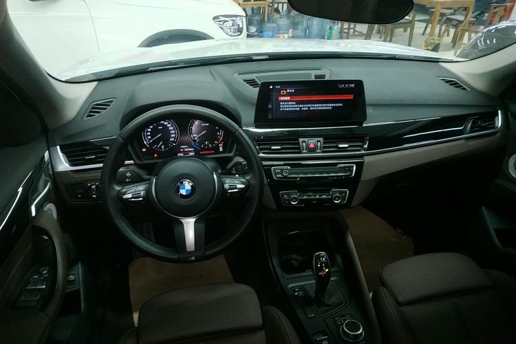 Used BMW X1 2021 sDrive25Li Leading Model
