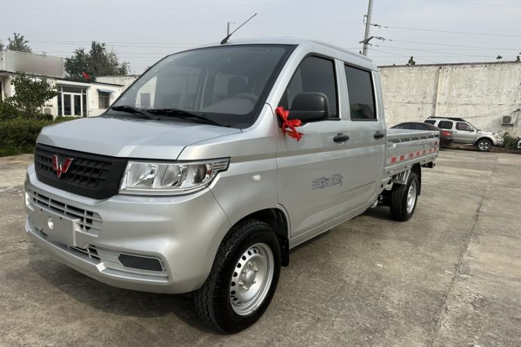 Used Wuling Rongguang New Truck 2023 1.5L Double-Cab Basic Version LAR