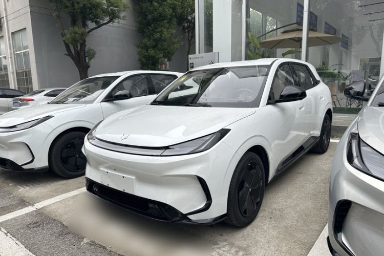 Used ARCFOX T1 2025 Model 425 PRO Exterior 5