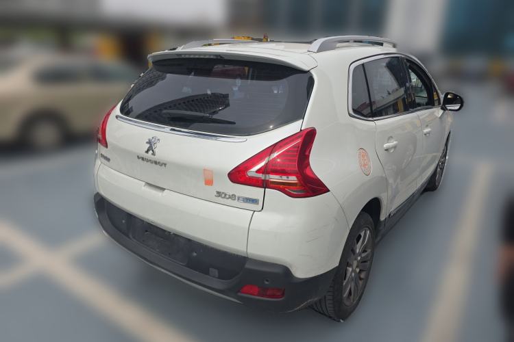 Used Peugeot 3008 2015 1.6THP Roland Garros Edition Rear Right 45 Deg