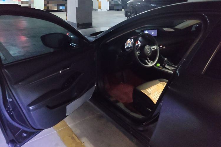 Used Mazda Mazda 3 Axela 2021 2.0L Automatic Zhiqing Edition
