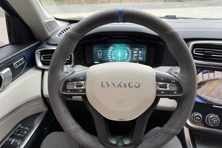 Used Lynk & Co 01 2019 2.0T Two-Wheel Drive Zhaopu Version China VI Standard