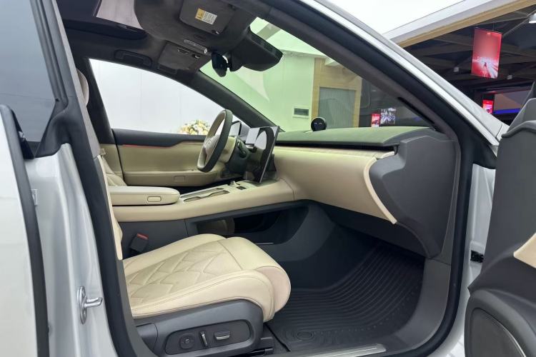 Used Nio ET7 2024 75 kWh Executive Signature Edition