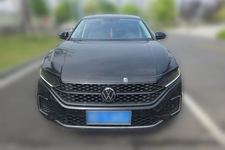 Used Volkswagen Passat 2023 330TSI Starry Elite Edition Front