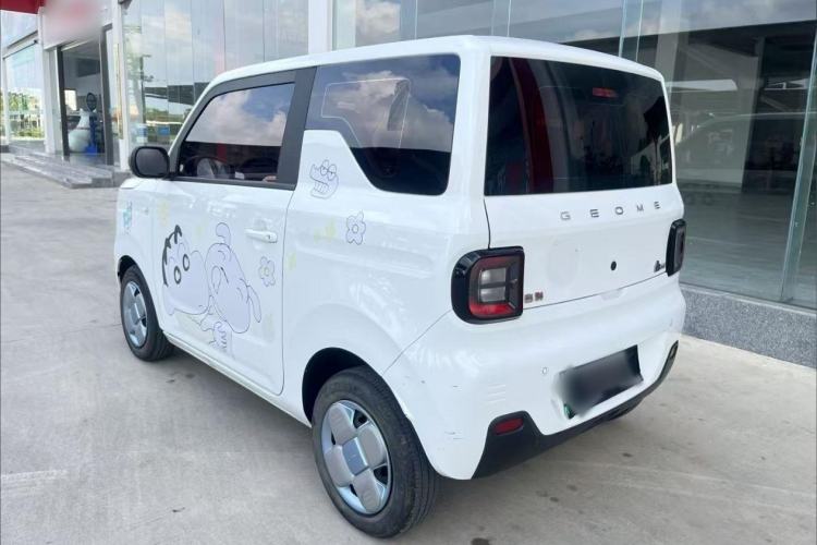 Used Geely Galaxy Panda 2023 Panda Mini 120km Cute Bear
