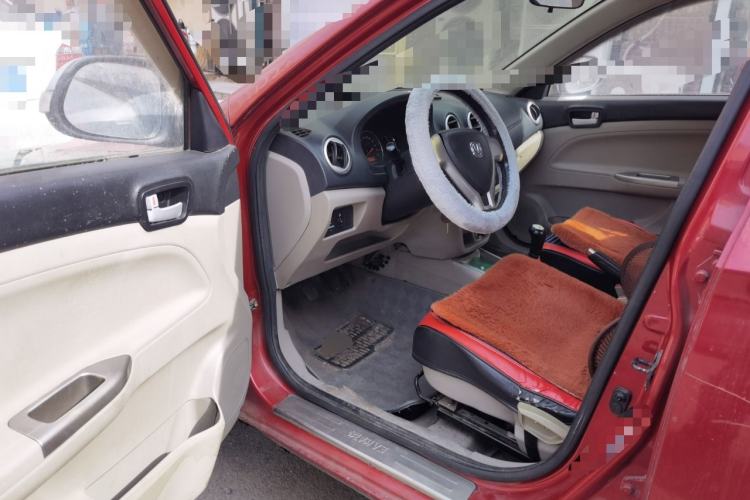 Used Changan Alsvin V3 2012 1.3L Manual Comfort Version China IV Standard