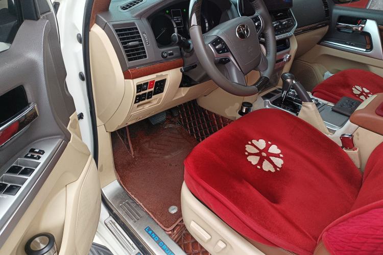 Used Toyota Land Cruiser 2016 4.0 GX-R Dual Fuel Dual Differential – Middle East