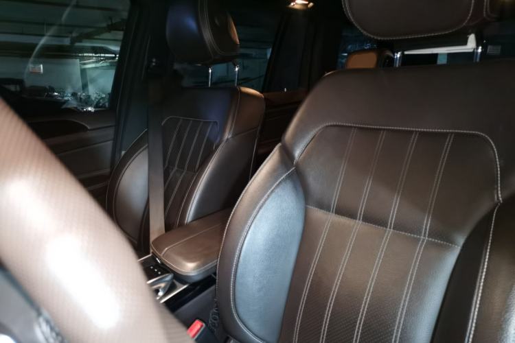 Used Mercedes-Benz GLS 2018 GLS 400 4MATIC Dynamic Model Left Front Seat