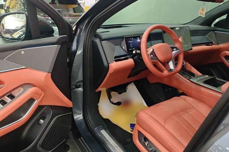 Used BYD Tang L 2025 EV 600KM All-Wheel-Drive LiDAR Flagship Model Interior 3