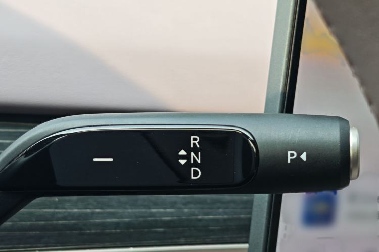 Used ONVO L60 2024 60 kWh Rear-Drive Version
