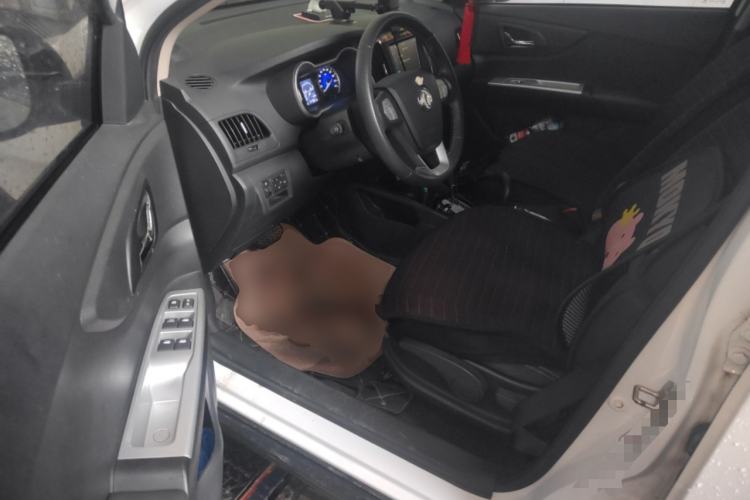 Used Dongfeng Aeolus AX3 2016 1.5L Automatic Zunku Model
