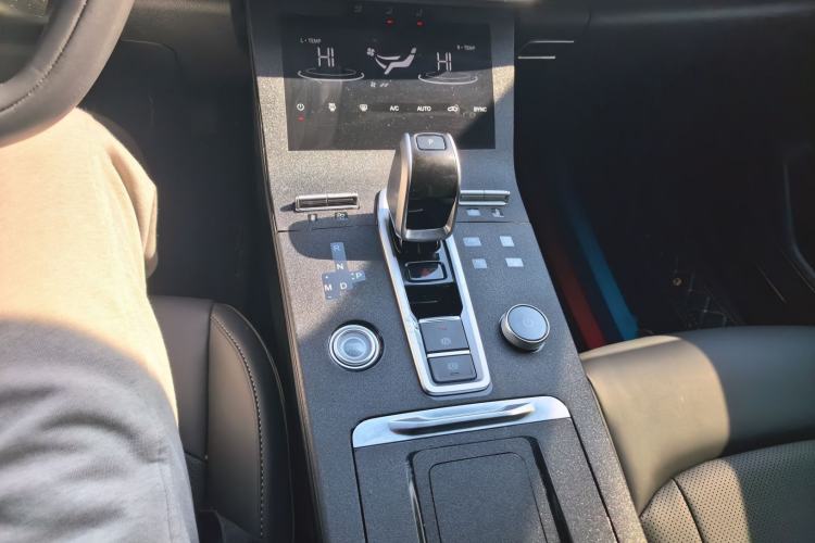 Used Chery Tiggo 8 PLUS 2021 290TGDI DCT Haoting Edition Gear Lever