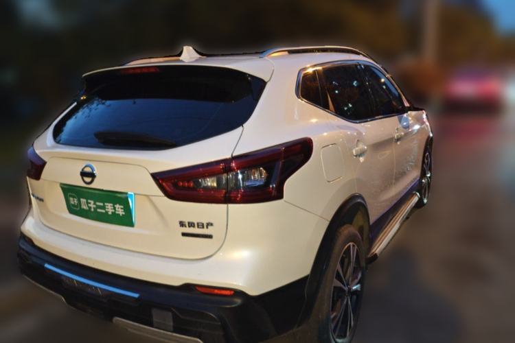 Used Nissan Qashqai 2019 2.0L CVT Luxury Edition Rear Right 45 Deg