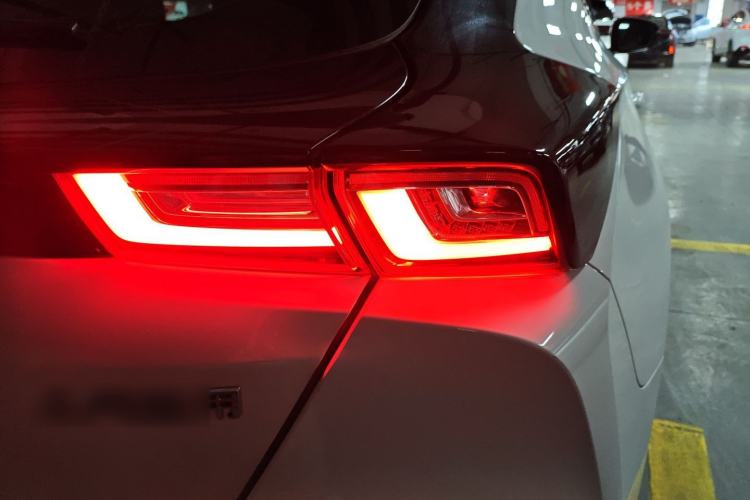 Used Chevrolet Menlo 2022 Starry Edition Right Rear Taillight