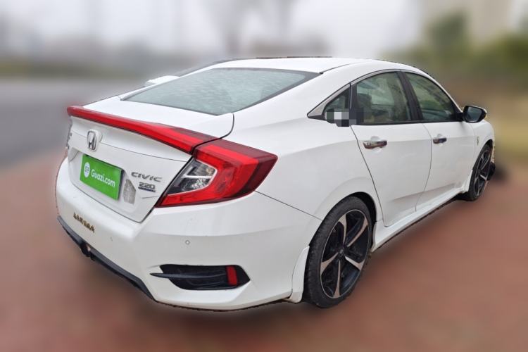 Used Honda Civic 2016 220TURBO CVT Prestige Edition
