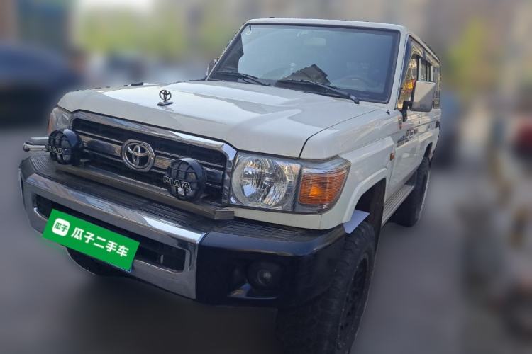 Used Toyota Land Cruiser 