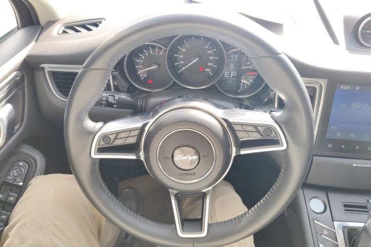 Used Zotye SR9 2017 2.0T Automatic Ultimate Edition Steering Wheel