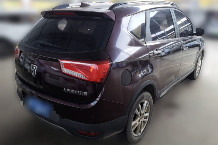 Used Baojun 560 2015 1.8L Manual Elite Edition

