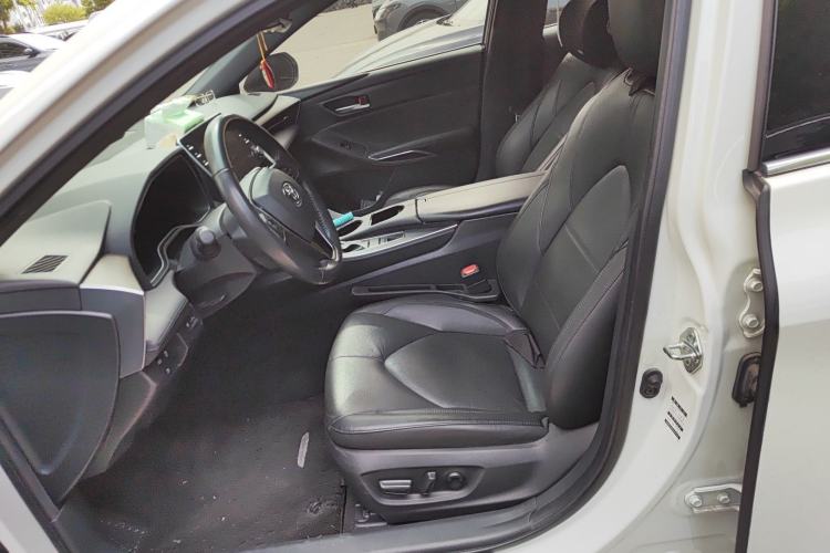 Used Toyota Avalon 2019 2.0L Luxury Edition China VI Standard