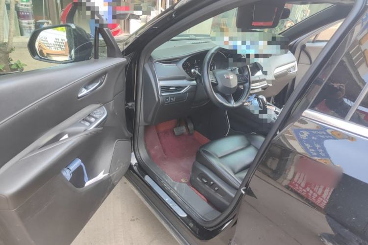 Used Cadillac XT4 2018 28T Two-Wheel-Drive Luxury Model