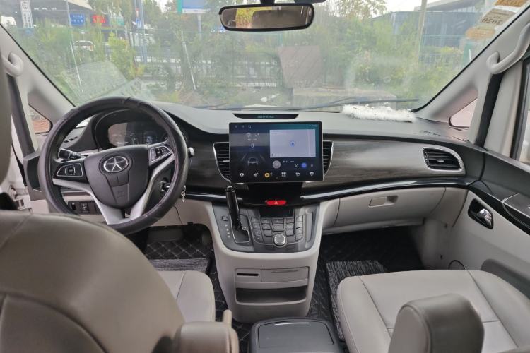 Used JAC Refine M5 2013 2.0T Gasoline Automatic Business Edition