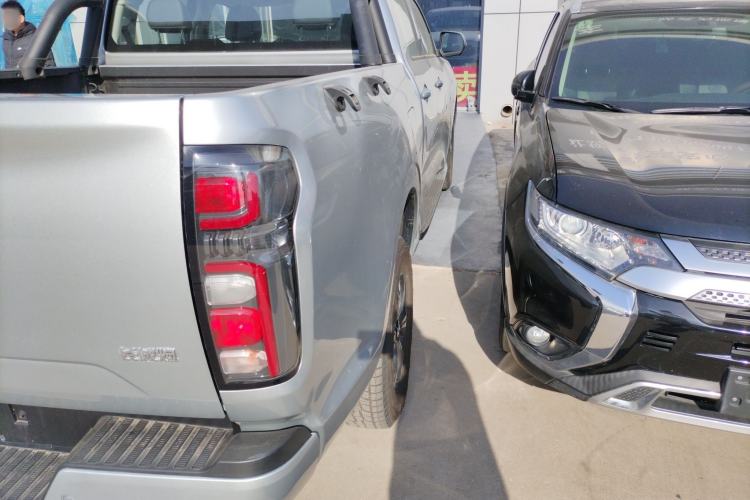 Used Great Wall Poer 2023 2.0T Commercial Version Manual Diesel 4x4 Elite Long-Box GW4D20M
