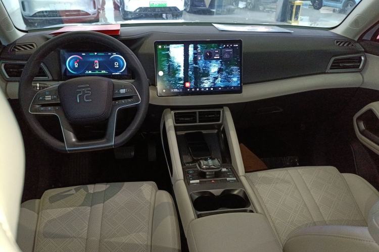 Used BYD Yuan UP 2024 401KM Leading Edition
