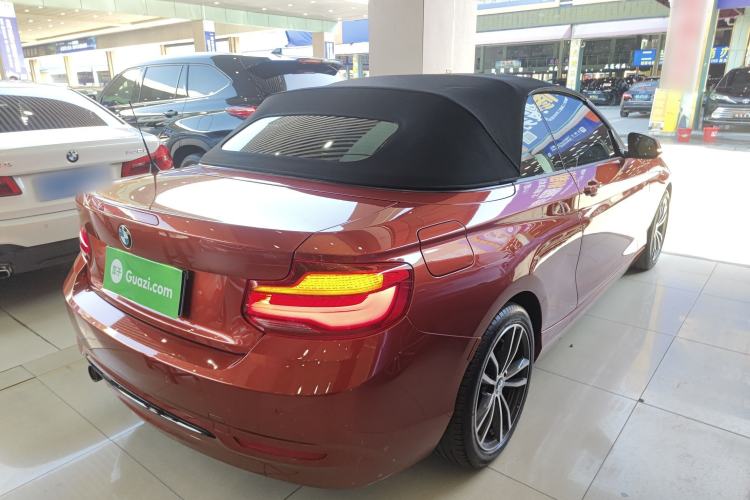 Used BMW 2 Series (Import) 2018 220i Convertible Coupe Sports Design Package
