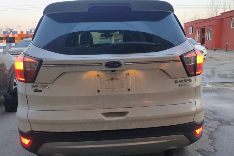 Used Ford Kuga 2017 EcoBoost 180 Two-Wheel-Drive Platinum Edition