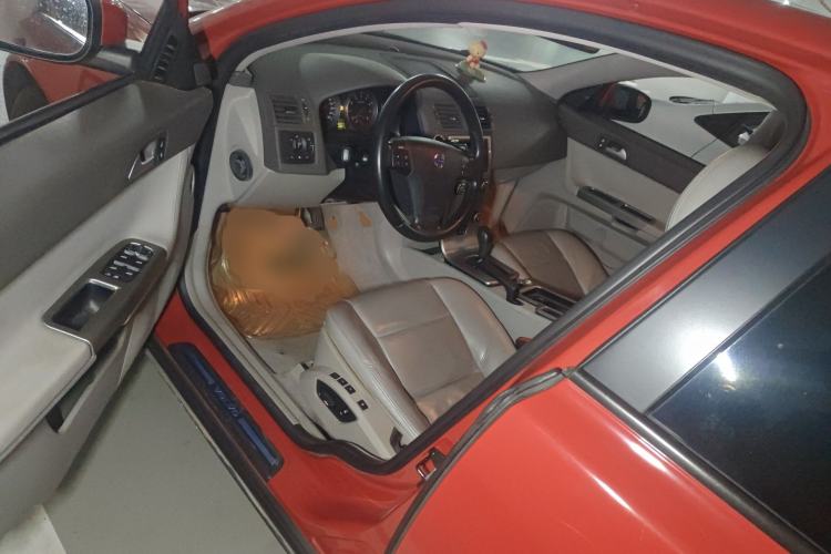 Used Volvo S40 2007 2.4i ZhiShang Edition
