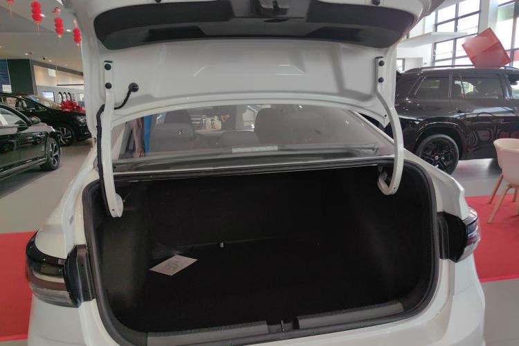 Used Volkswagen Lavida 2023 New Rui 1.5L Automatic New Yi Edition
