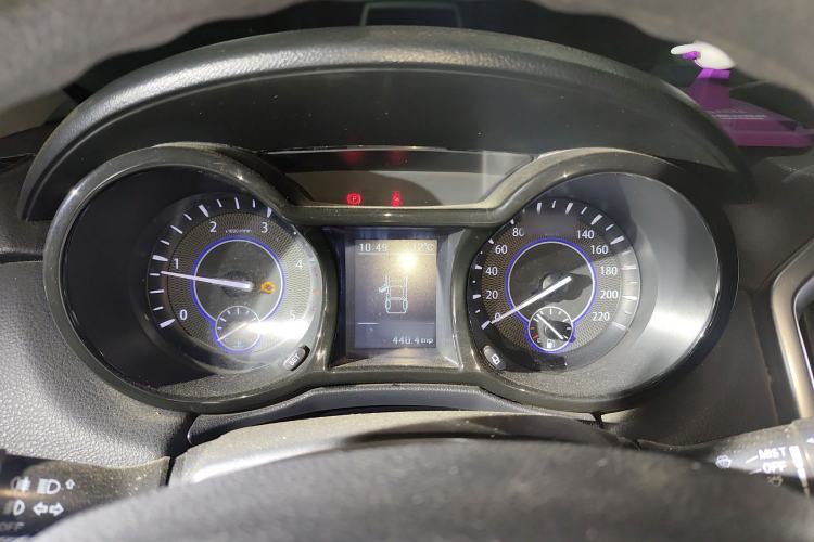 Used JMC Yuhu 5 2018 2.4T Classic Edition Diesel Manual 4x4 Luxury Long-Wheelbase JX4D24A5L