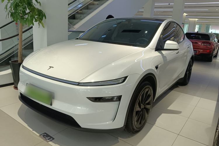Used Tesla Model Y 2025 Long-Range All-Wheel-Drive Version