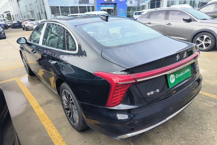 Used Hongqi H5 2025 2.0T Automatic Flag Edition – 500 000 Units Commemorative Version