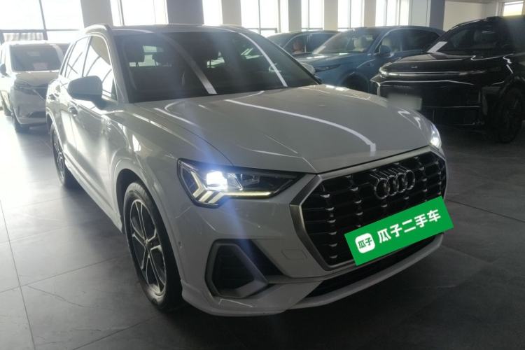 Used Audi Q3 2019 40 TFSI Fashion Dynamic Model
