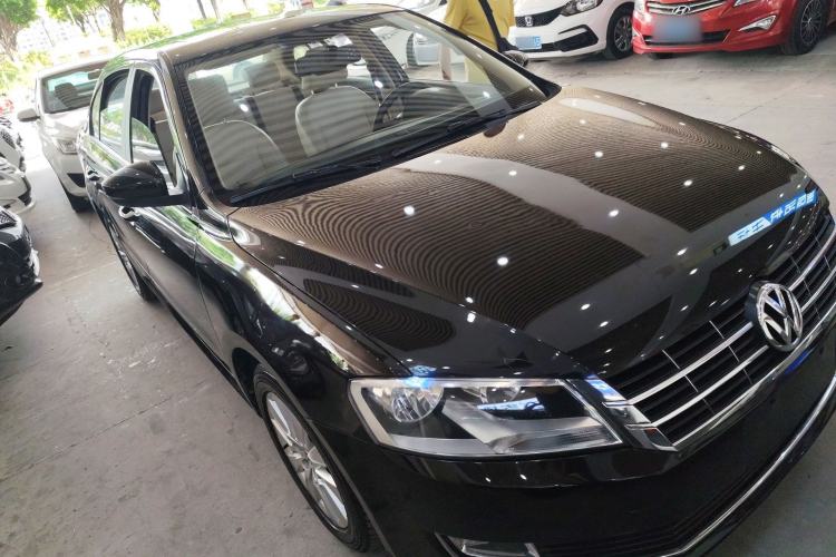 Used Volkswagen Lavida 2013 Restyled Classic 1.6L Manual Comfort Edition Front Right 45 Deg