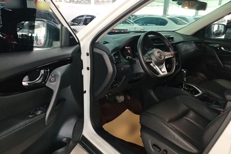 Used Nissan X-Trail 2023 Classic 2.0L Two-Wheel Drive Smart Connect & Comfort Edition
