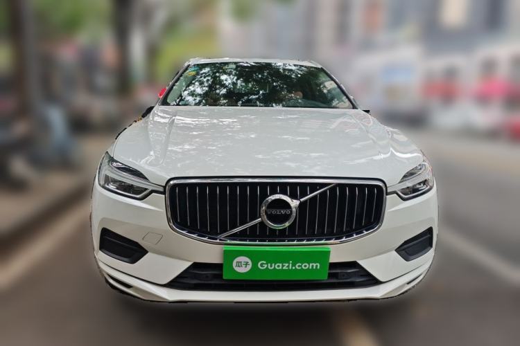 Used Volvo XC60 2019 T5 4x4 Smart Edition China VI Standard
