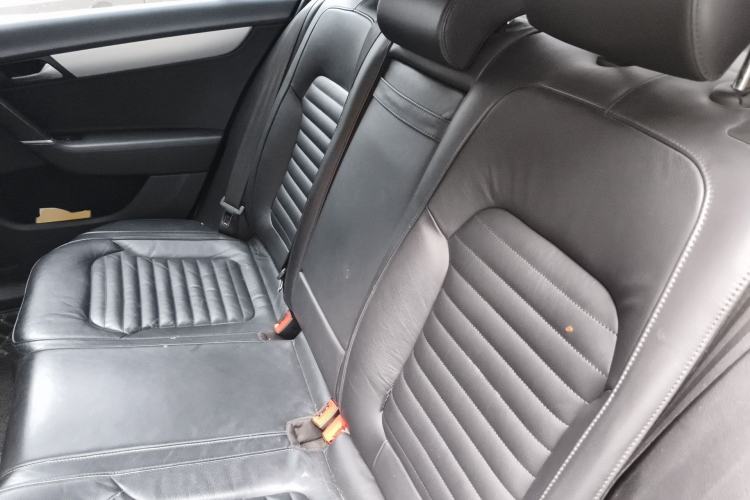 Used Volkswagen Magotan 2015 1.8TSI Advanced Model
