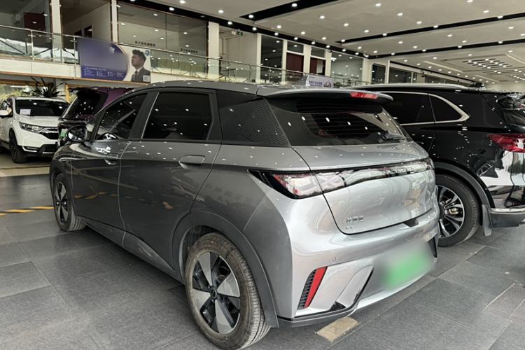 Used BYD Dolphin 2023 420 km Fashion Edition