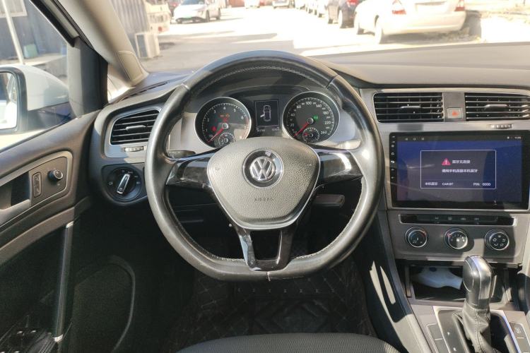 Used Volkswagen Golf 2014 1.4TSI Automatic Comfort Model
