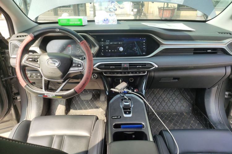 Used GAC Trumpchi GS4 2023 270T Automatic Smart Drive Technology Edition Center Console