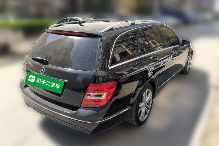 Used Mercedes-Benz C-Class 2011 C 200 Fashion Travel Edition Rear Right 45 Deg