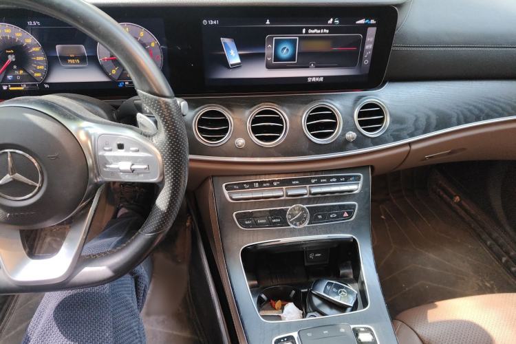 Used Mercedes-Benz E-Class 2019 E 300 L Sporty and Stylish Model
