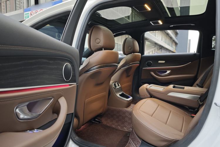 Used Mercedes-Benz E-Class 2023 Restyled E 260 L Sport Edition
