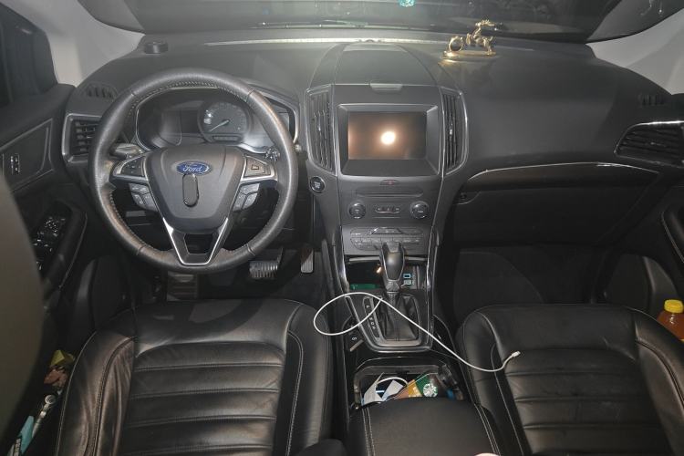 Used Ford Edge 2016 EcoBoost 245 Two-Wheel-Drive Titanium 7-Seater
