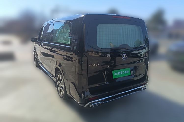 Used Mercedes-Benz Vito 2023 2.0T Elite Version 7 Seats Rear Left 45 Deg