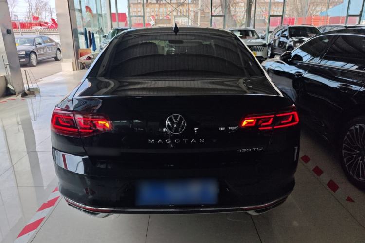 Used Volkswagen Magotan 2023 2 Million Units Limited Edition 330TSI DSG Leading Version