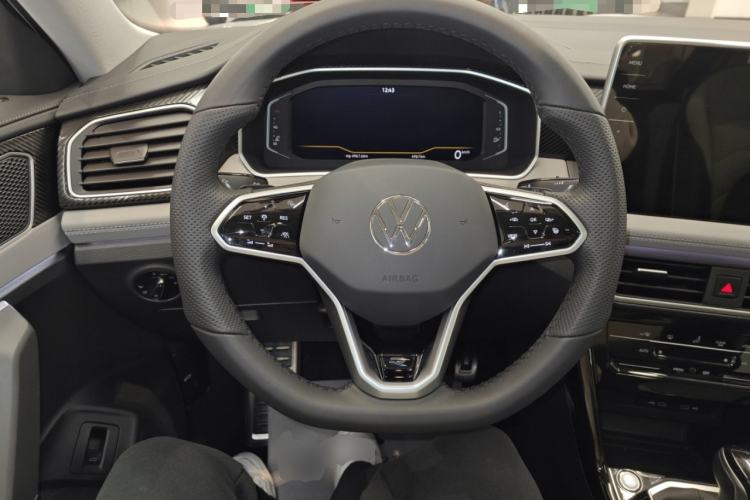 Used Volkswagen Tayron X 2024 330TSI Two-Wheel-Drive Prestige High-Energy Edition Steering Wheel